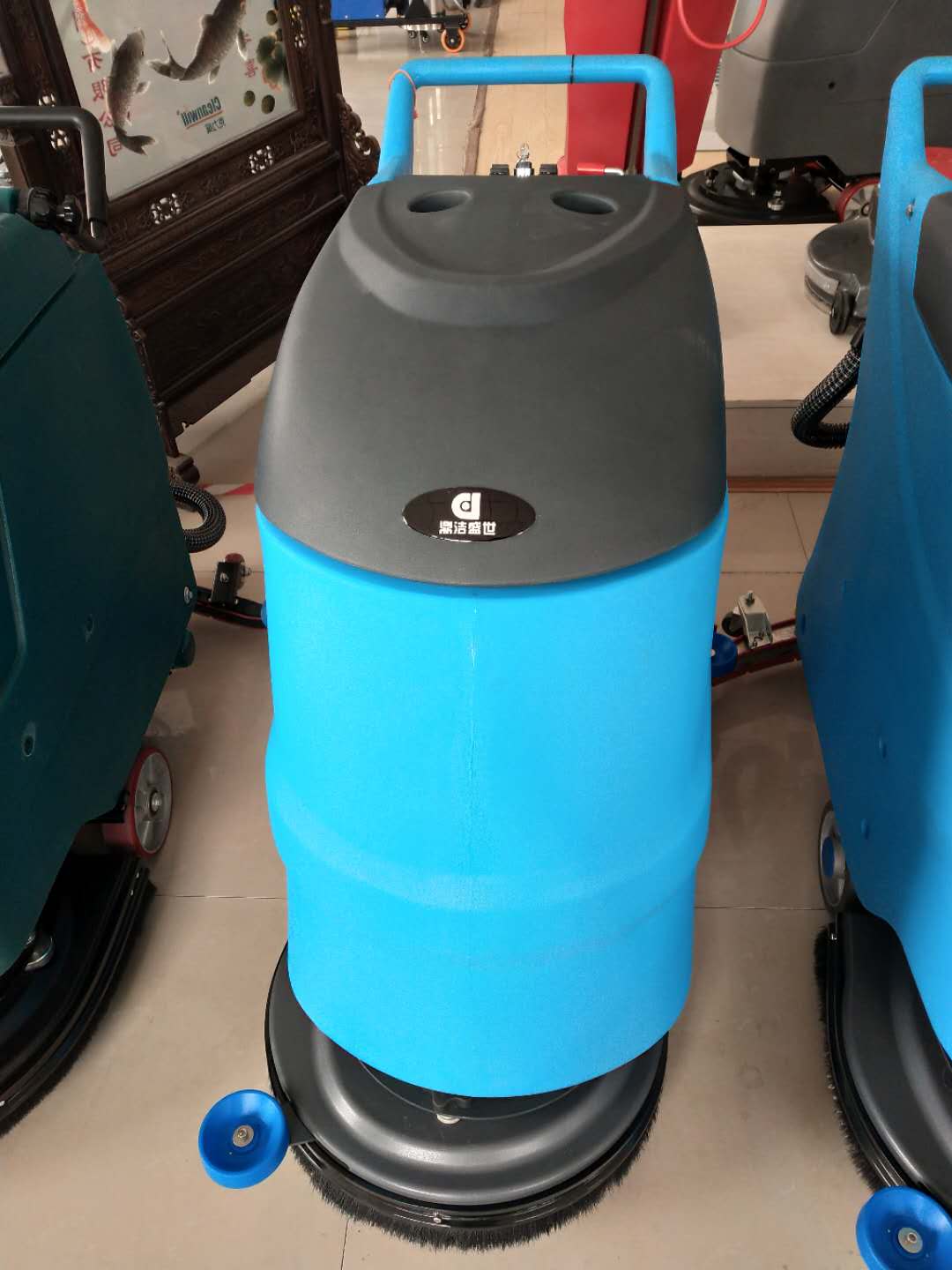  水泥地面的油污用什么能清理掉？是它？ 是它？ 還是它？42