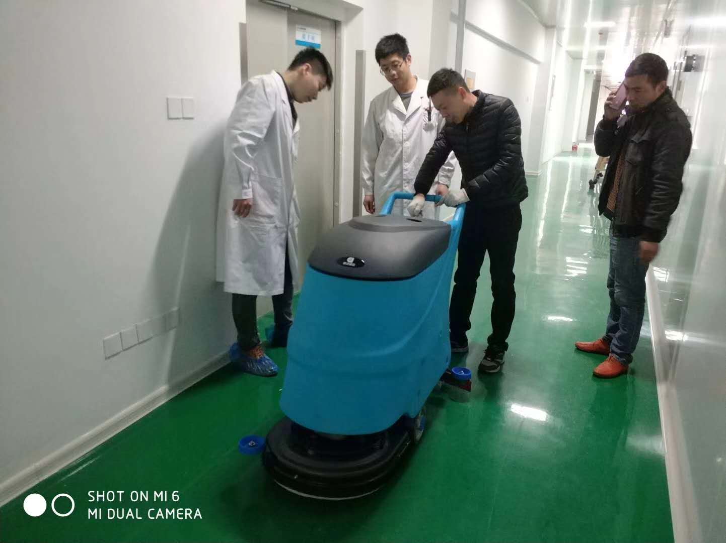  水泥地面的油污用什么能清理掉？是它？ 是它？ 還是它？42